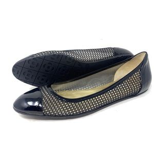 Oscar de la Renta Black Mesh Accent Ballet Flats.  Size 38.